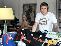 FASHION BIZ