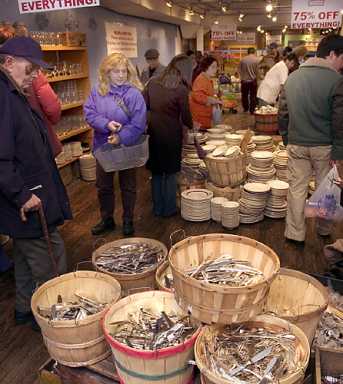 Thrift shop set to replace Fishs Eddy