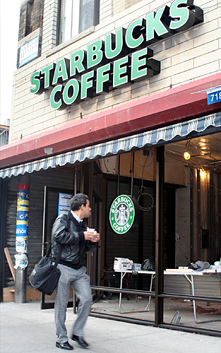 Starbucks joins Smith Street