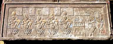 Museum finds really old thing in Egypt