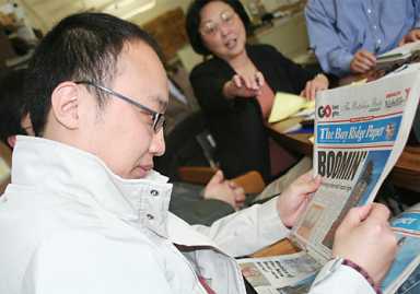 Lost in translation: Top Chinese editors visit Paper office