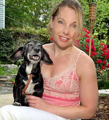 Pooch Cafe: Downtown gal is private chef to upscale dogs!