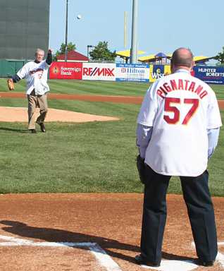 Nuts! Lutz on the sidelines