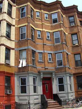 ‘Block’ busted building is for sale