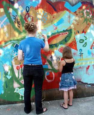 Tillie’s seeks mural support