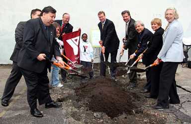 Pool time at 9th St. Y