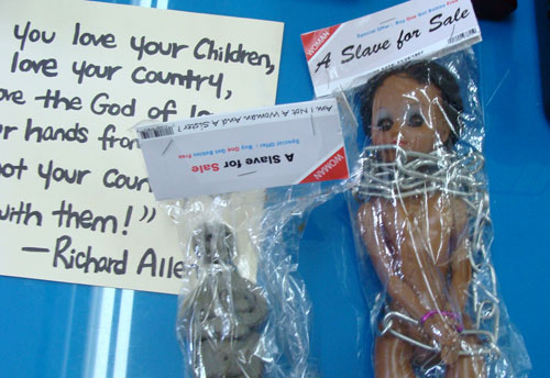 ‘Slave’ doll embroils Pratt
