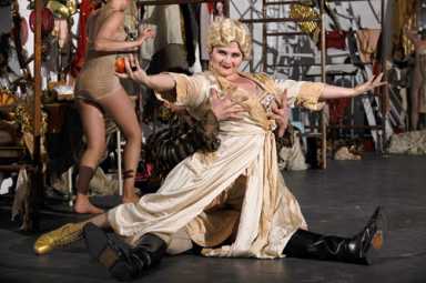 Austin on ‘Paris’