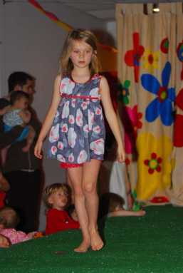 Spring show and sell spotlights fashionable threads