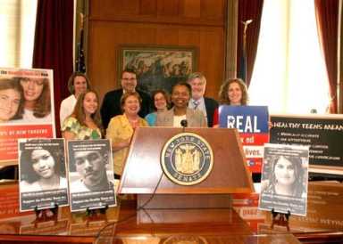Senator pushes Teen Health Agenda – Campaign is aimed at educating youngsters about dangers of unprotected sex