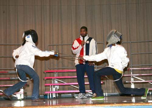 OLYMPIC FENCER INSPIRES Public School 255 KIDS