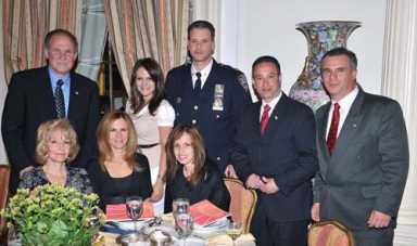 Grand prospect hall plays host to Carroll Gardens association gala