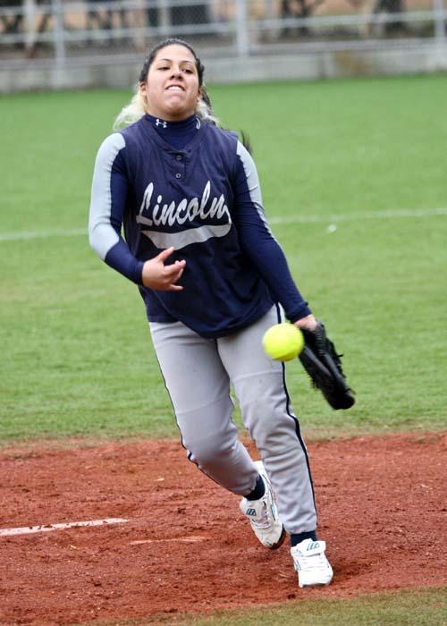 PSAL campaign meets halfway point – Lincoln, New Utrecht look to take down powerhouse Madison squad