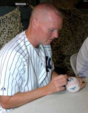 Big leaguers step up to the plate