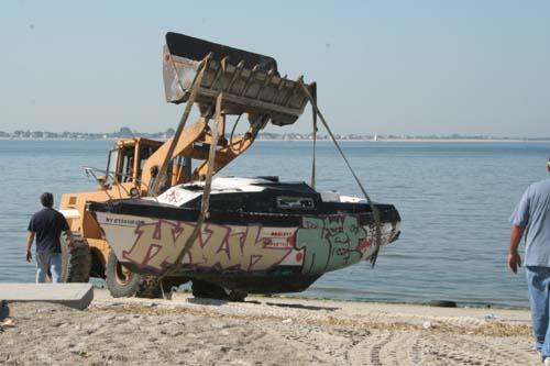 Jamaica Bay picked clean of wrecks – National Parks Service goes after derelict ocean vessels