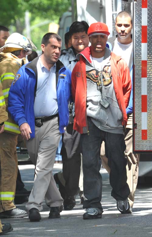 Man holds family hostage – Drama plays out on St. Mark’s Place as cops storm block