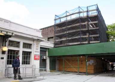 Forces gather to fight glass tower