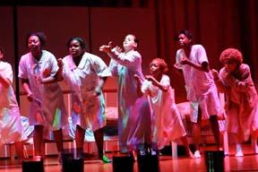 Public school 32 produces ‘Annie, Jr.’
