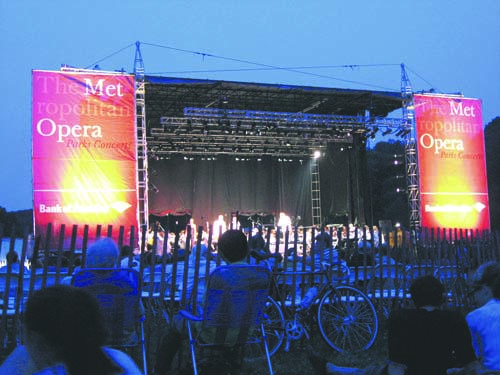 Live opera in your park