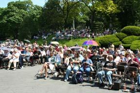 Celebrating Memorial Day in song – Brooklynites mark holiday with music at Green-Wood Cemetery’s annual concert