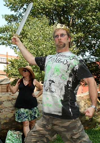 Tell Mr. Guinness! Man breaks Shakespeare show record in Red Hook