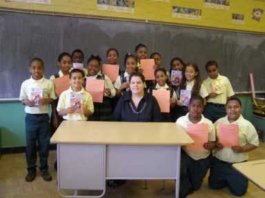 Teens help spread literacy