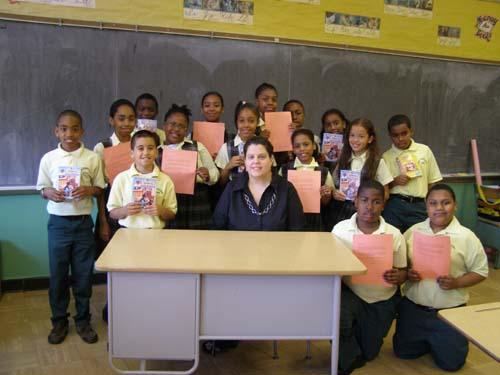 Teens help spread literacy