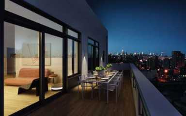 Livin’ large on Rockwell Place