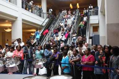 Fashionistas strut their stuff at Kings Plaza