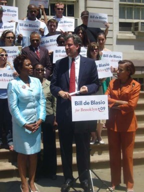 Hatin’ on the endorsements – Political rivals jeer de Blasio’s congressional support