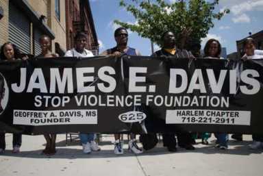 Davis legacy of non-violence – Slain councilman inspires peace activists