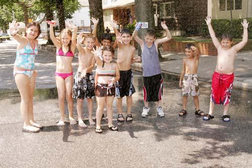 Summertime fun & games fit these neighbors to a ‘T’