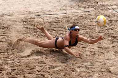 Beachside battleground for Olympians – Misty & Kerri, Phil & Todd triumphant at AVP Pro Volleyball Crocs Tour