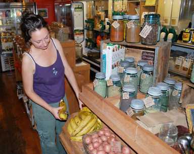 Squashed! Eco-grocer can’t survive in green Slope