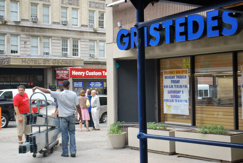 Out of the fire and into the bok choy? Heights Gristedes to go upscale
