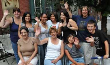 6th Street chases out cars, welcomes pals