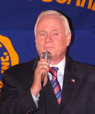 Just a ‘lull,’ Golden says – Incumbent is upbeat on dismal economic outlook