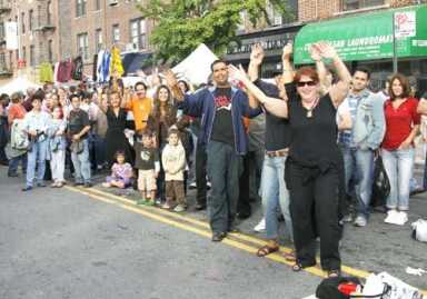 Thousands flock to the Third Avenue Festival