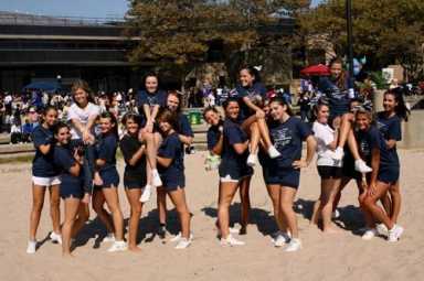 Obama, McCain look-alikes “campaign” here