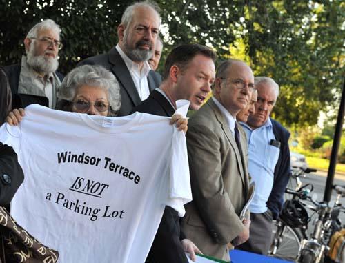 Car-free, no thank you! – Opponents decry efforts to shut autos out of Prospect Pk