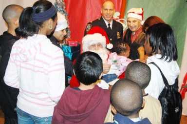 70th Precinct revels in Christmas