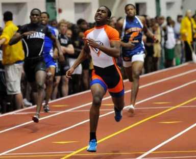 Thomas leads Sheepshead Bay to heck of a day