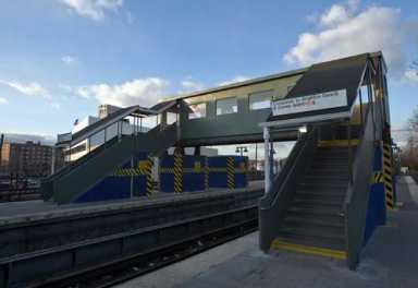 ‘Bridging’ the commute – Q riders contend with service disruptions along subway line