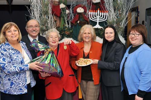 Seniors ‘spin to win’ during Chanukah celebrations
