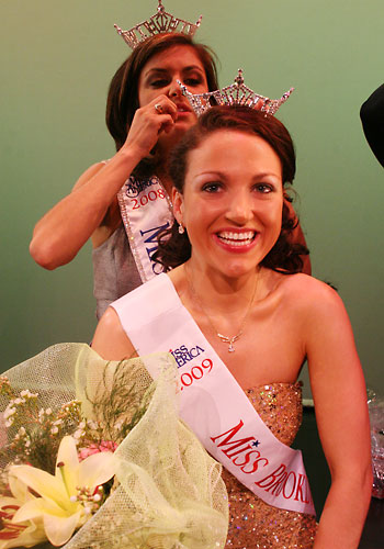 Here she is! High-stepper is new Miss Brooklyn!