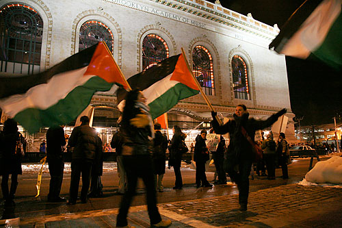 ‘Dance’ line! Palestinian protesters object to high-stepping Israeli troupe at BAM