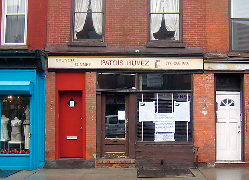 Sacre bleu! Patois, Smith Street pioneer, goes to Gaphattan!
