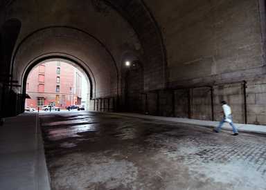 DUMBO’s ‘Berlin Wall’ is finally down