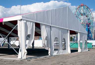 Sitt not on it — Joe’s Coney ‘Festival’ suffers setback