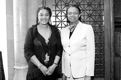 Brooklyn writer Lynn Nottage wins international acclaim and 2009 Pulitzer Prize for Drama for ‘Ruined’